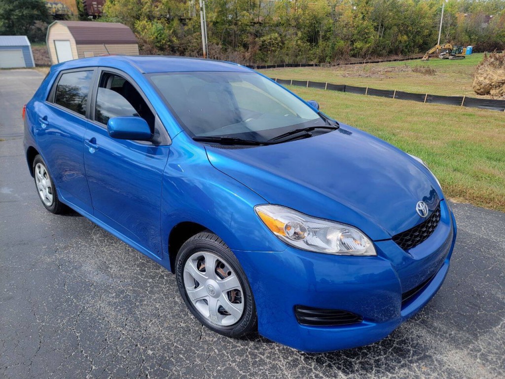 2010 Toyota Matrix Image 4
