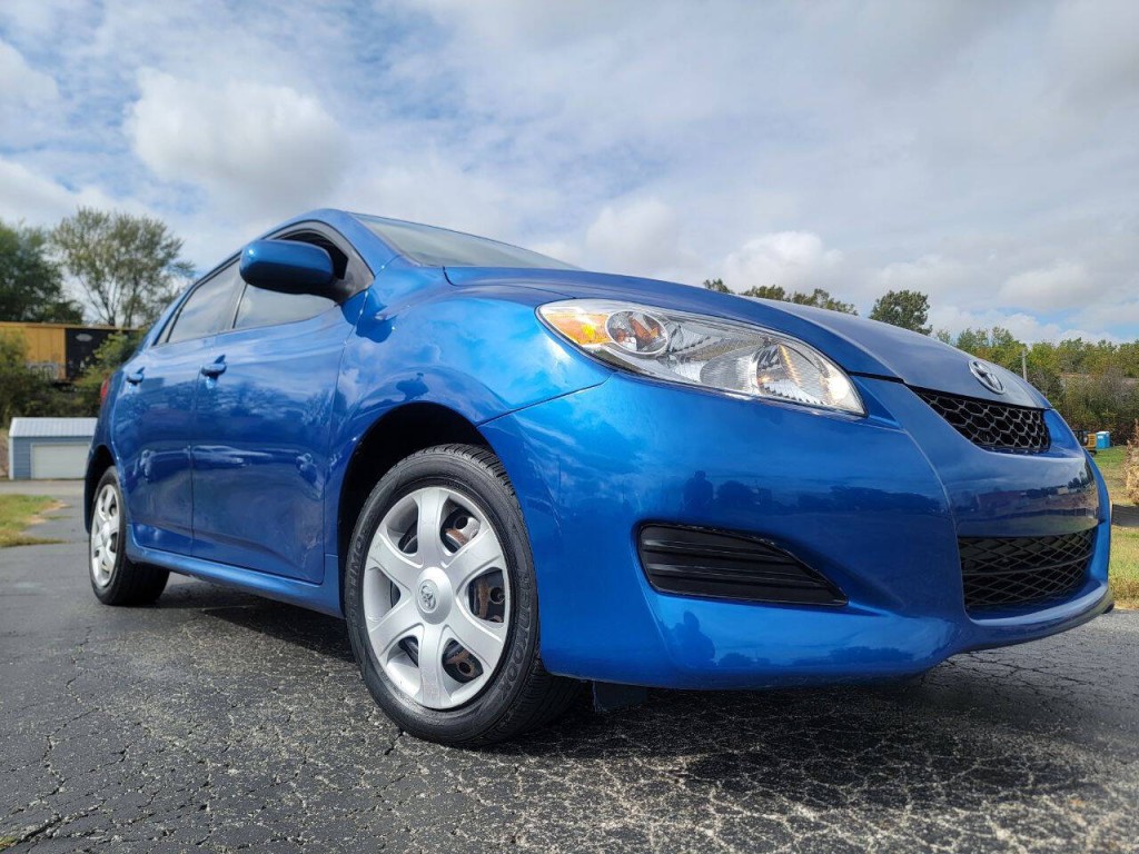 2010 Toyota Matrix Image 5