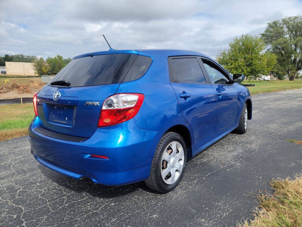 2010 Toyota Matrix Image 7