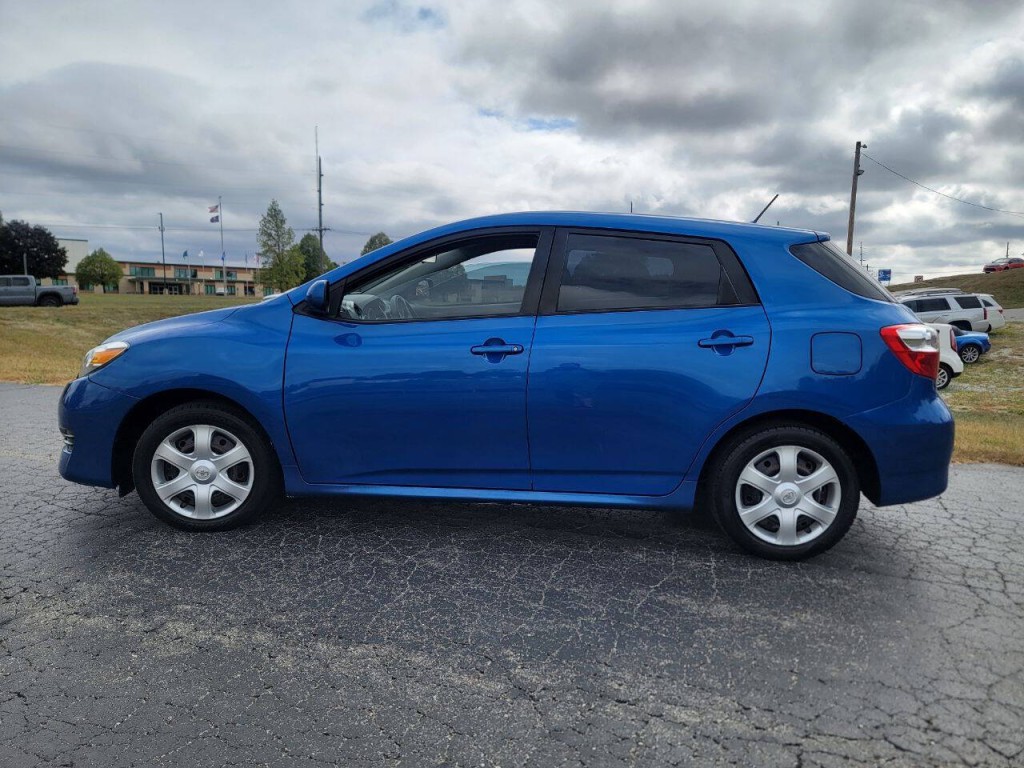 2010 Toyota Matrix Image 10