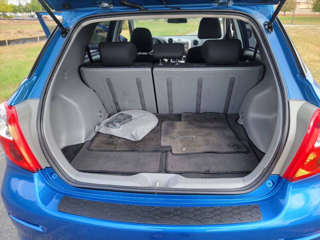 2010 Toyota Matrix Image 13