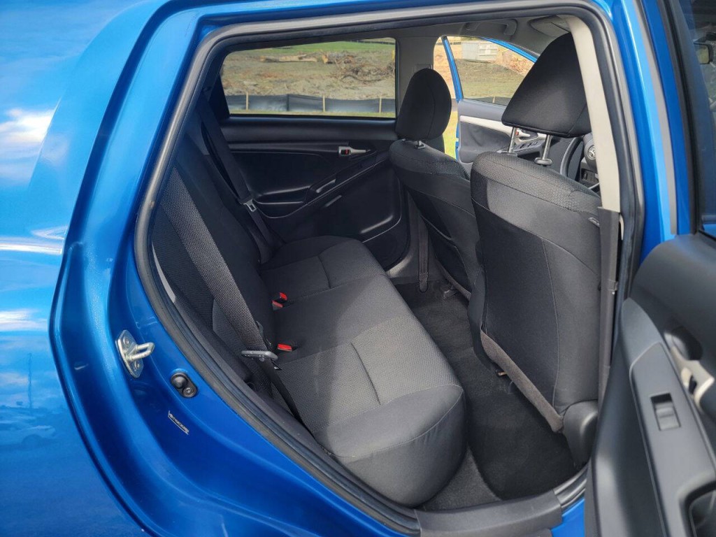 2010 Toyota Matrix Image 14