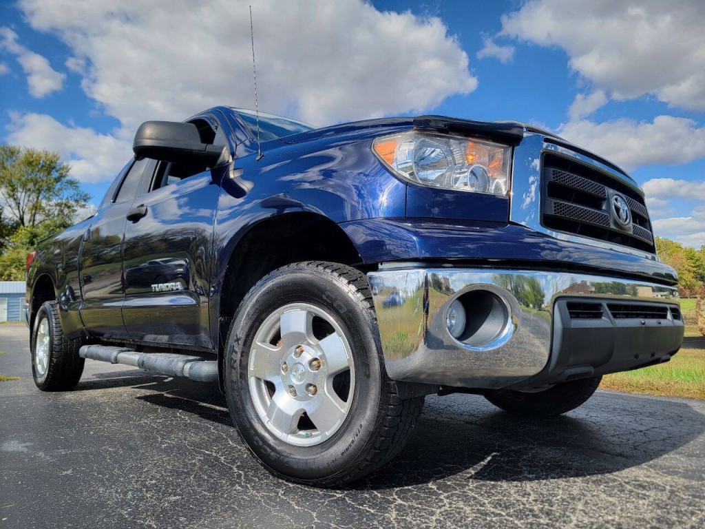 2013 Toyota Tundra Image 1