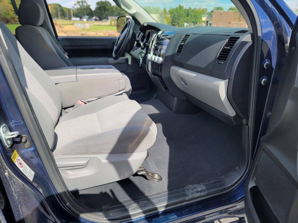 2013 Toyota Tundra Image 18