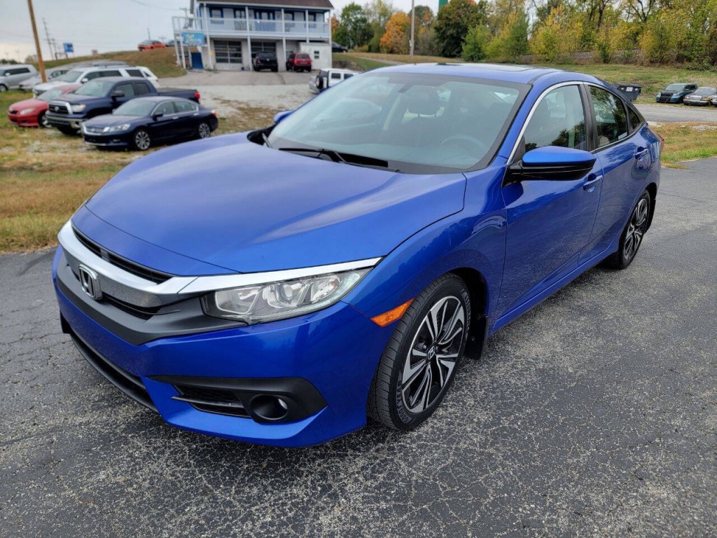 2016 Honda Civic Image 2