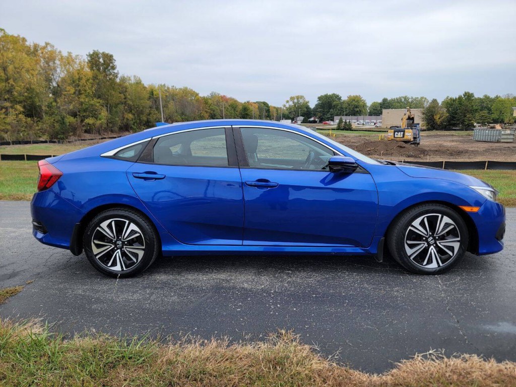 2016 Honda Civic Image 6