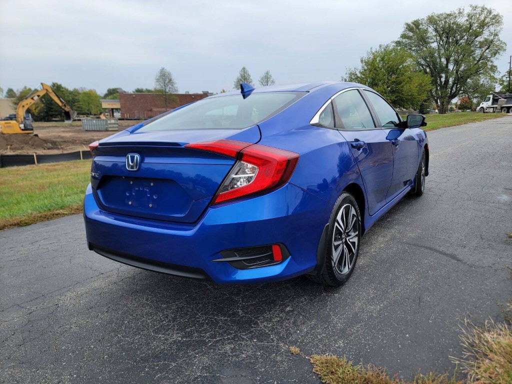 2016 Honda Civic Image 7