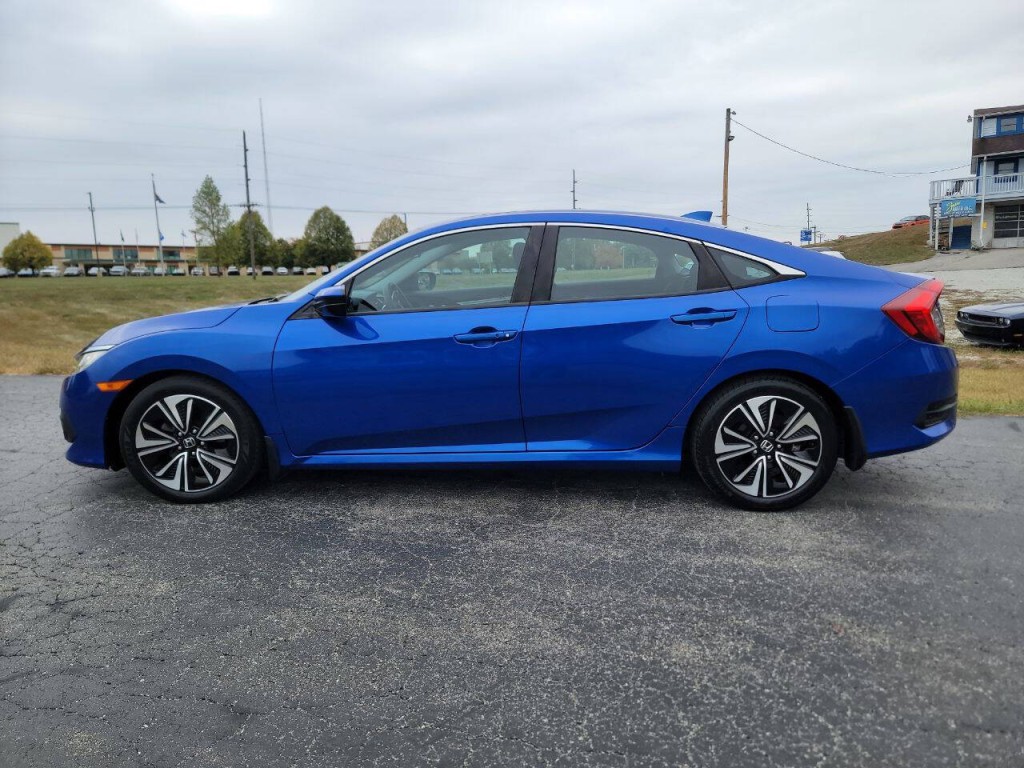 2016 Honda Civic Image 10