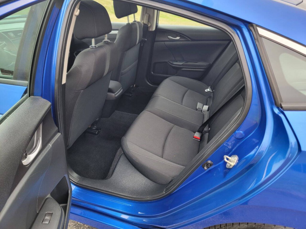 2016 Honda Civic Image 12