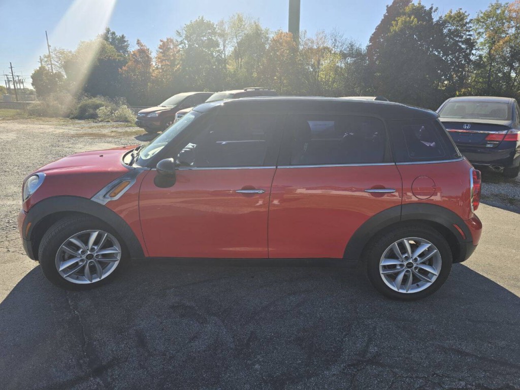 2011 MINI Countryman Image 9