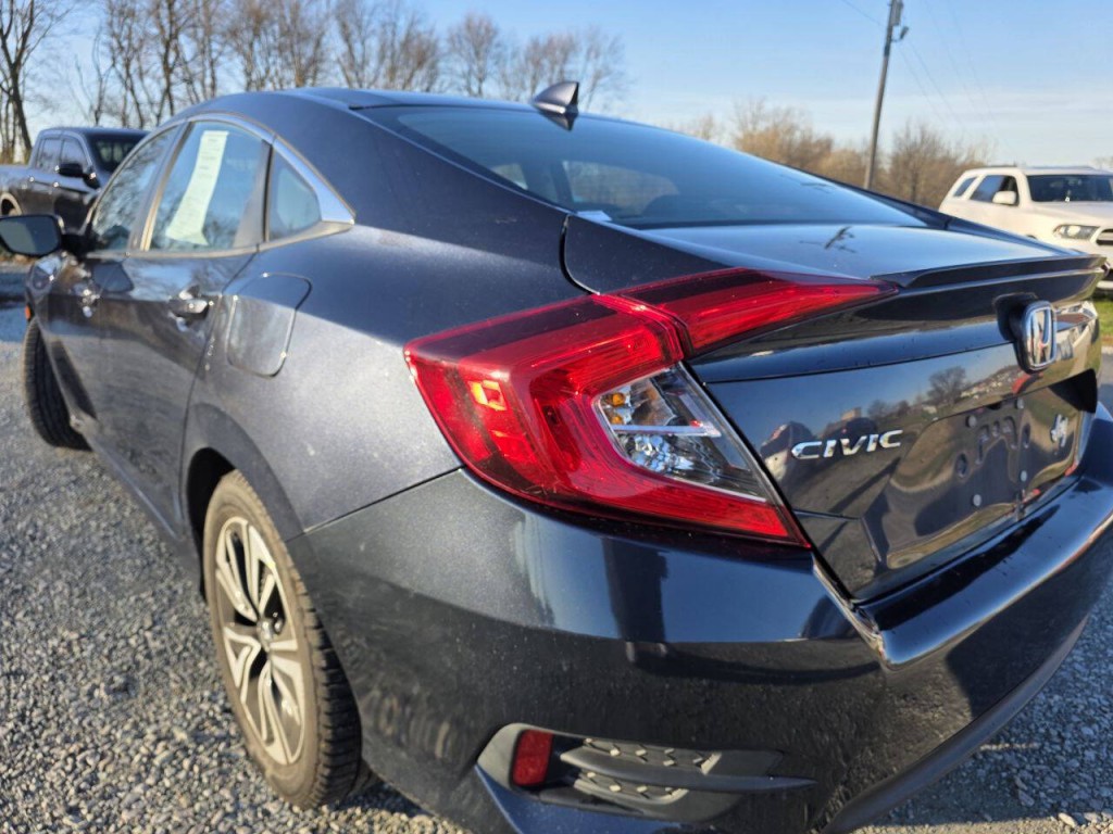 2017 Honda Civic Image 5