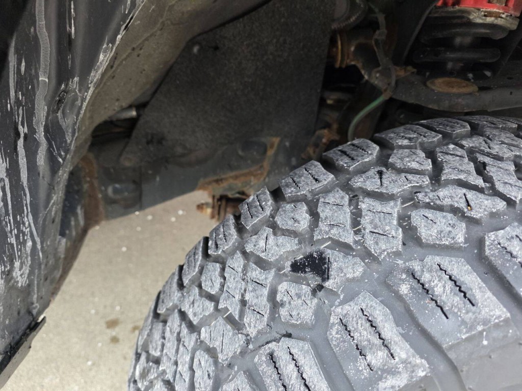 2017 Toyota Tacoma Image 20