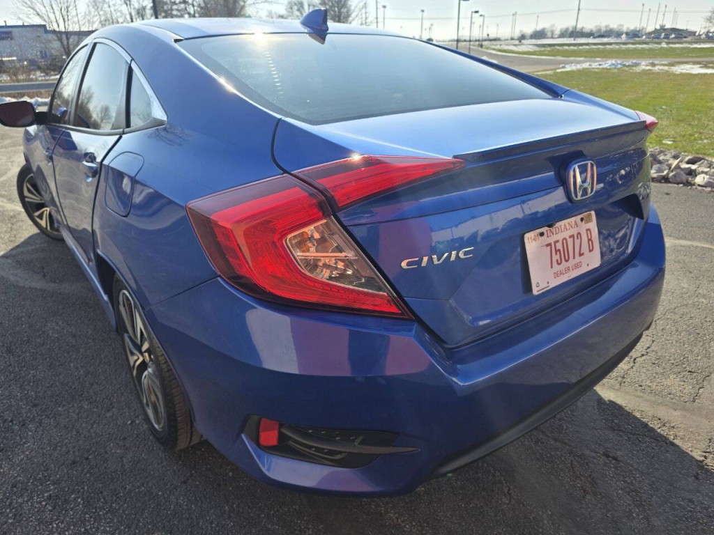 2016 Honda Civic Image 7