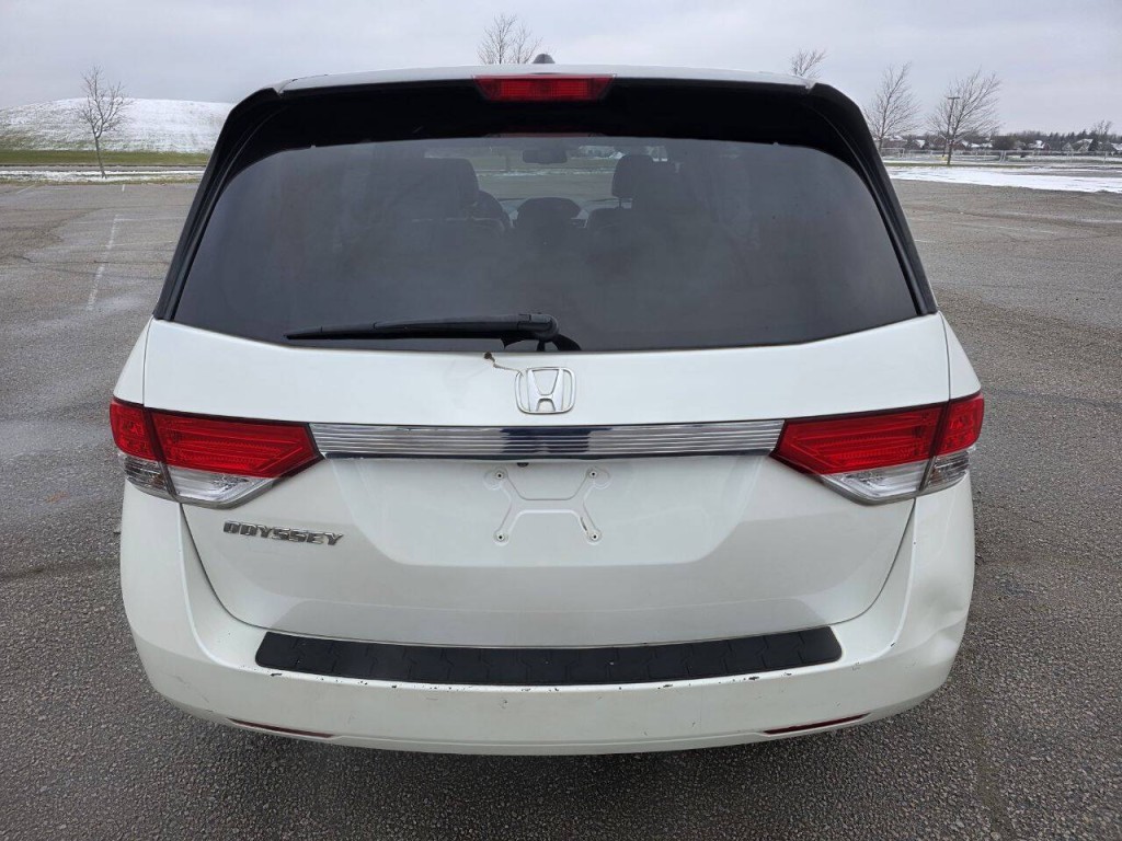 2017 Honda Odyssey Image 11