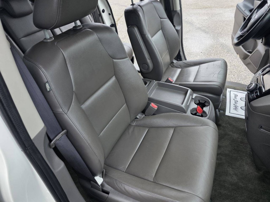 2017 Honda Odyssey Image 17