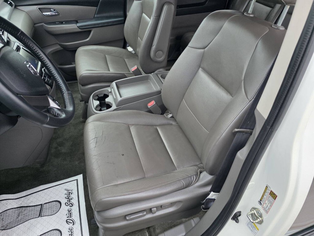 2017 Honda Odyssey Image 21