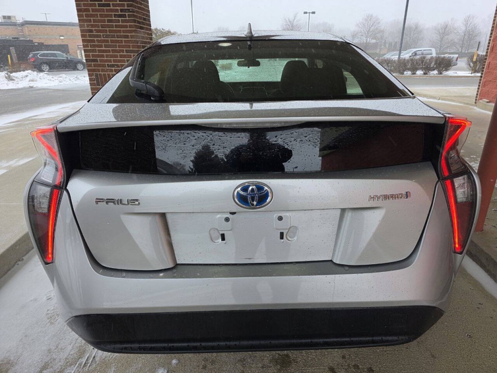 2017 Toyota Prius Image 6