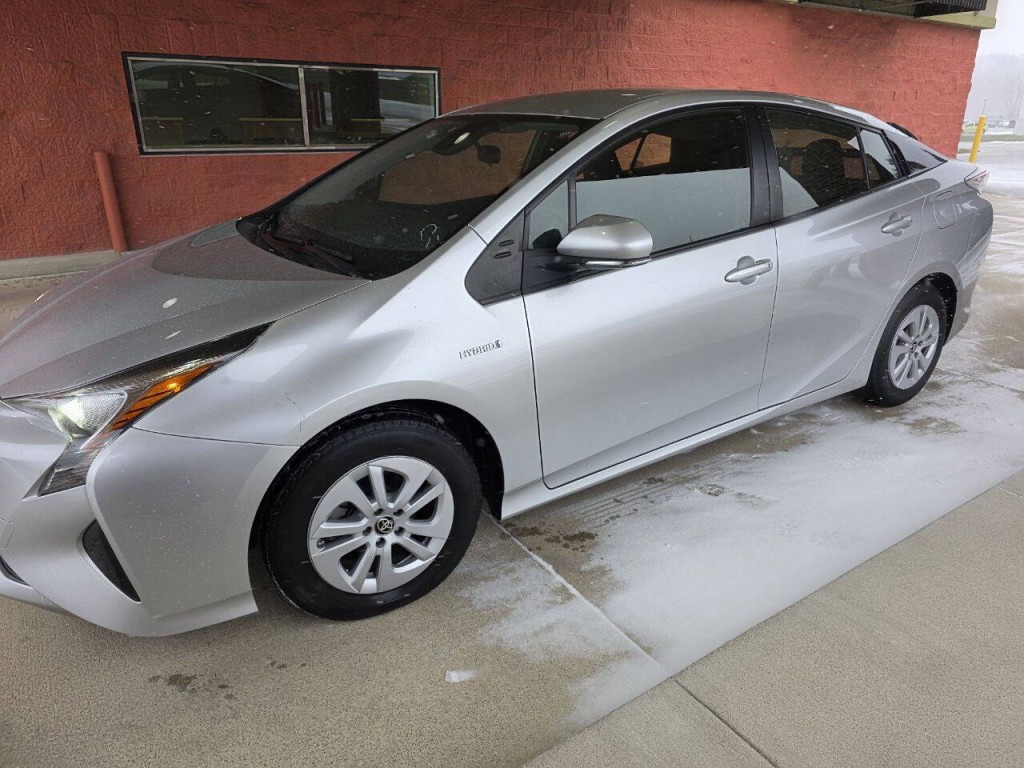 2017 Toyota Prius Image 10