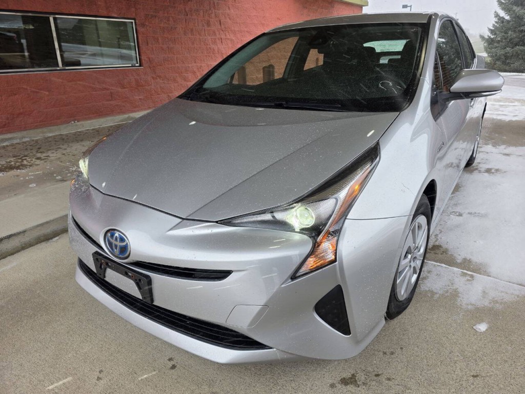 2017 Toyota Prius Image 11
