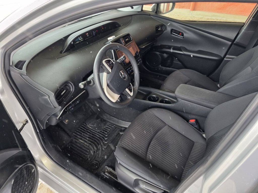 2017 Toyota Prius Image 18