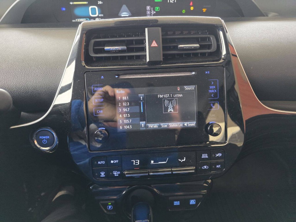 2017 Toyota Prius Image 24