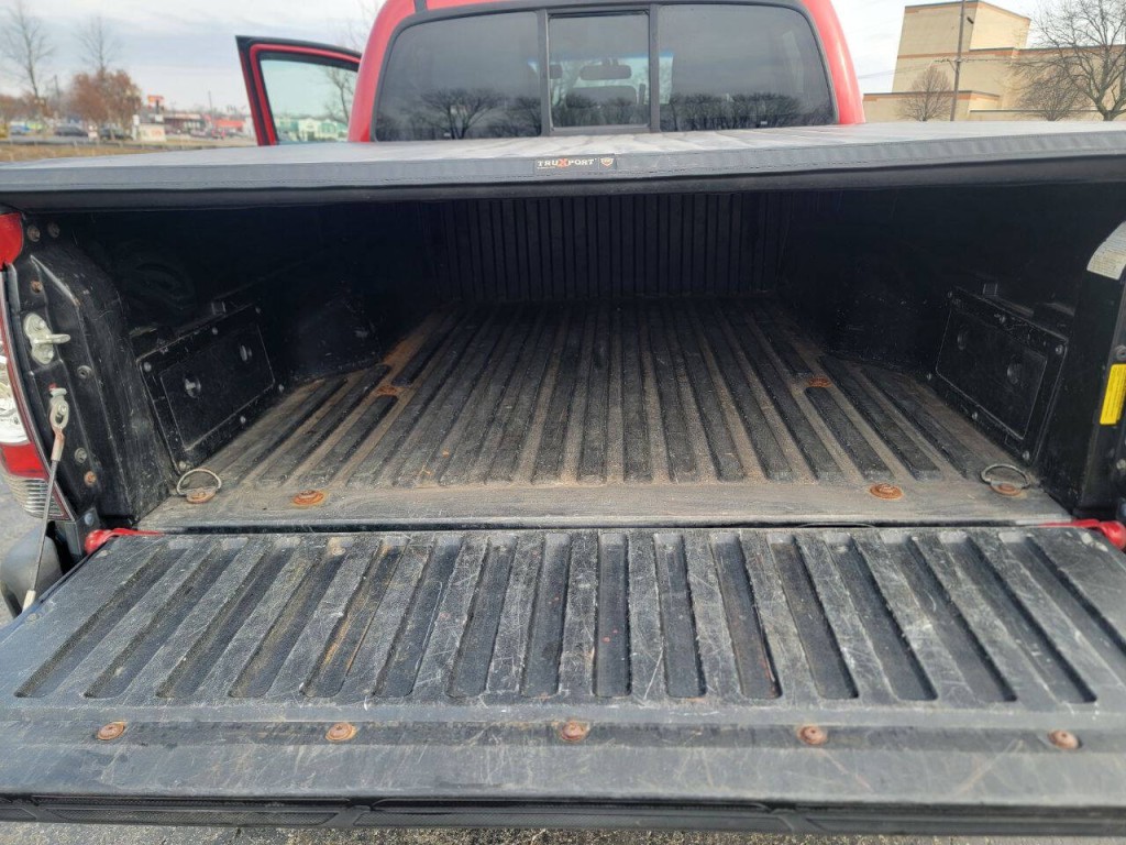 2011 Toyota Tacoma Image 15