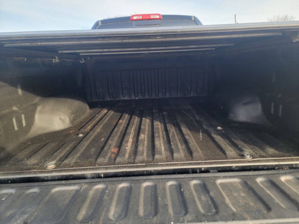 2015 Toyota Tundra Image 33