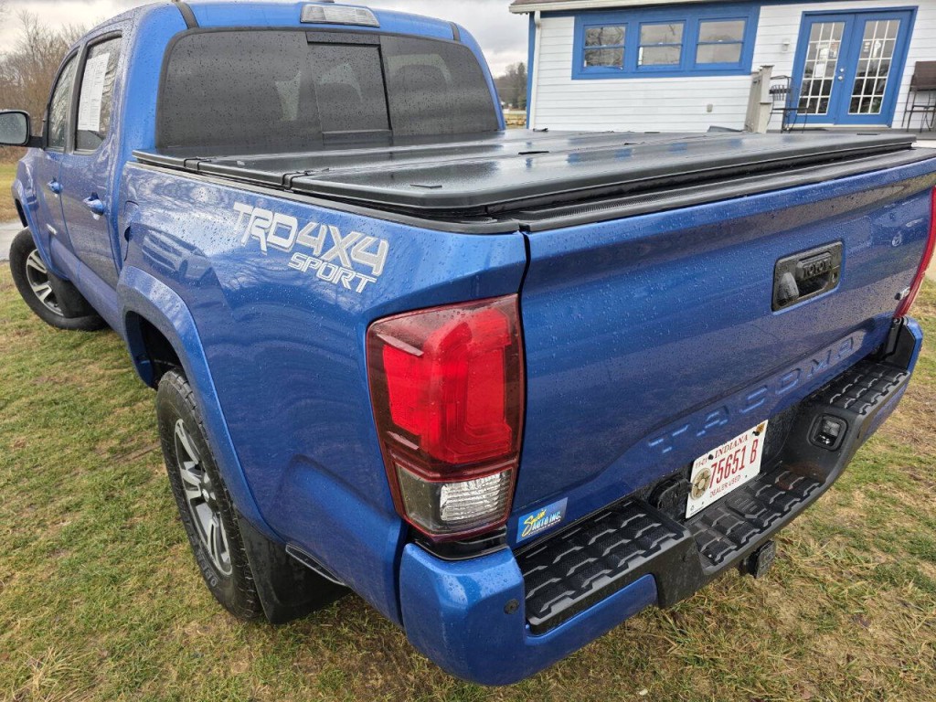 2018 Toyota Tacoma Image 7