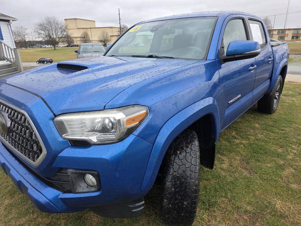 2018 Toyota Tacoma Image 11