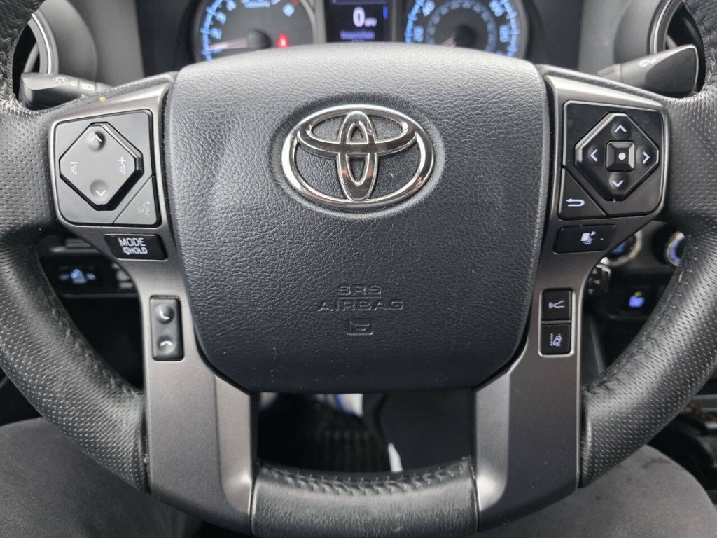 2018 Toyota Tacoma Image 26