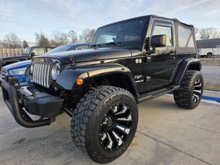 Image for 2016 Jeep Wrangler Sahara ID: 7147117