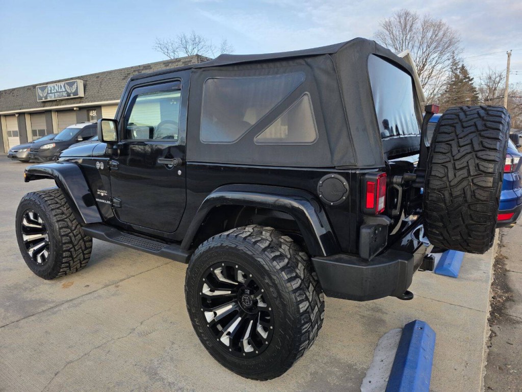 2016 Jeep Wrangler Image 3