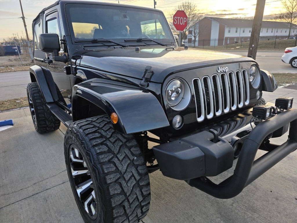 2016 Jeep Wrangler Image 8