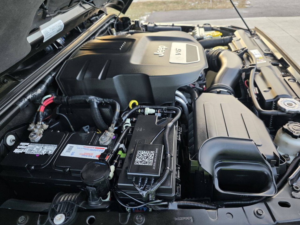 2016 Jeep Wrangler Image 18