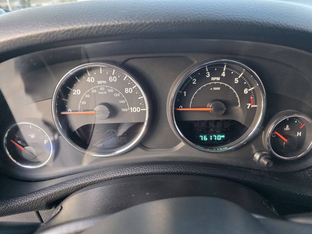 2016 Jeep Wrangler Image 21