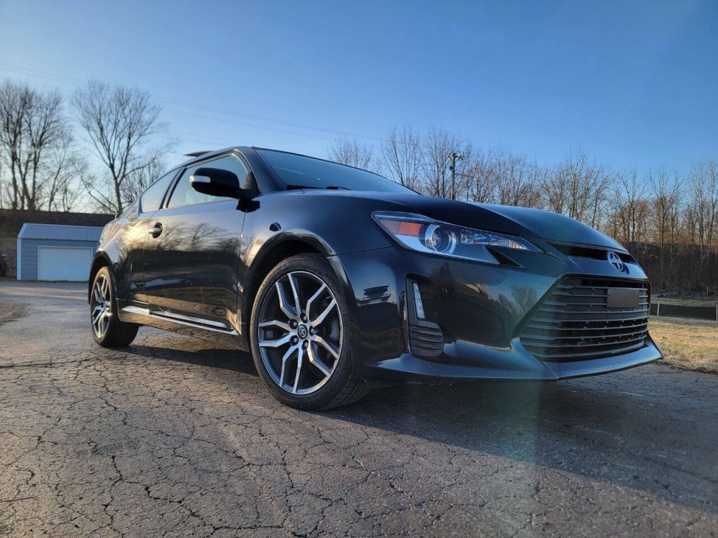 2015 Scion tC Image 1