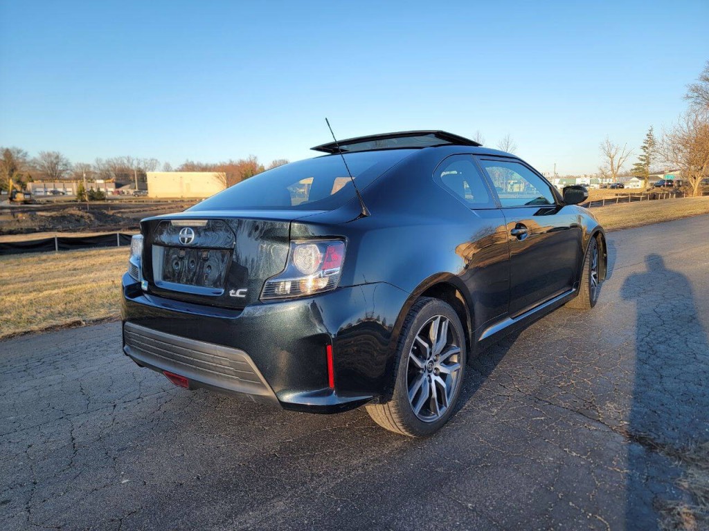 2015 Scion tC Image 7