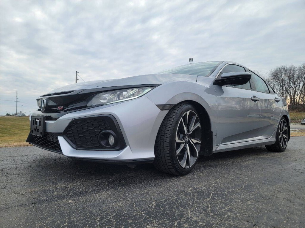 2017 Honda Civic Image 3