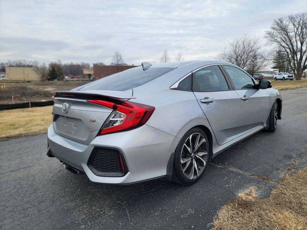 2017 Honda Civic Image 7