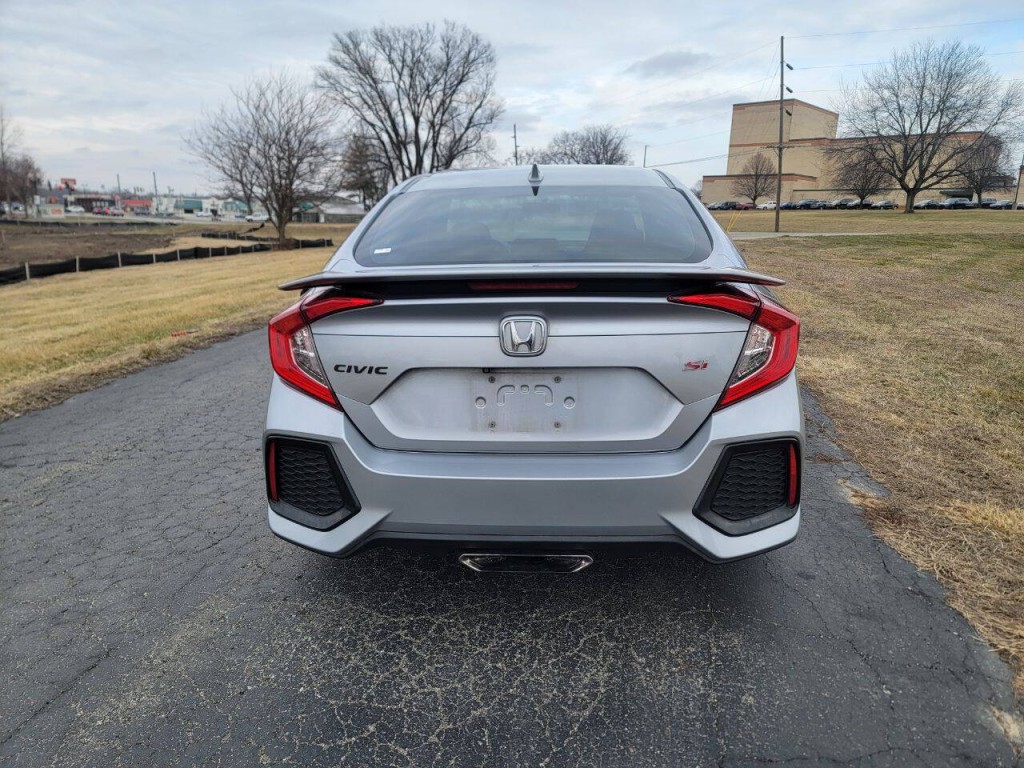 2017 Honda Civic Image 8