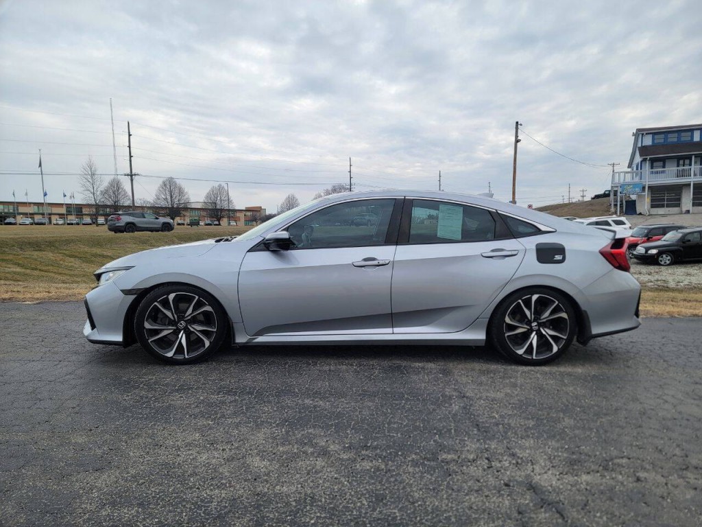 2017 Honda Civic Image 11