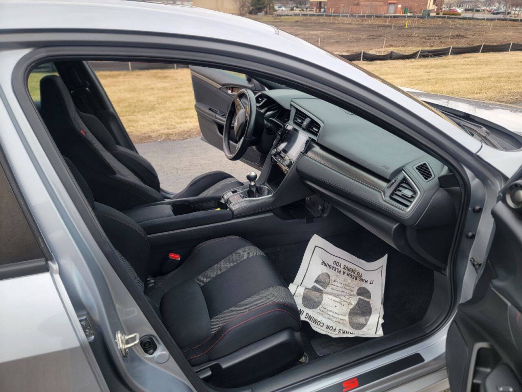 2017 Honda Civic Image 17