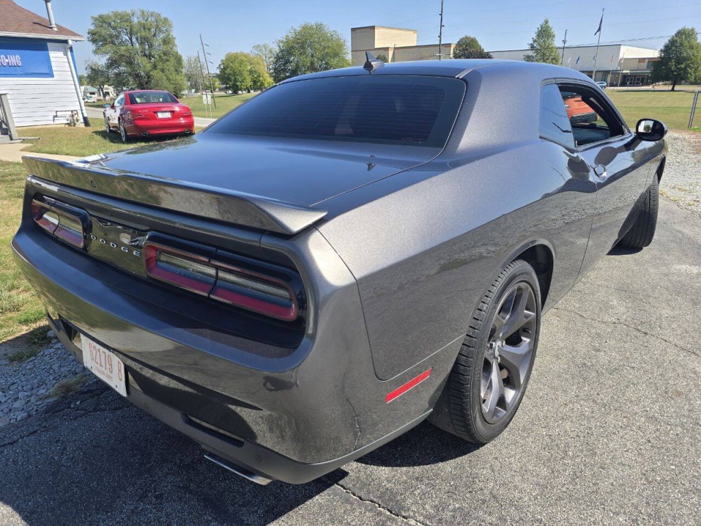2018 Dodge Challenger Image 5