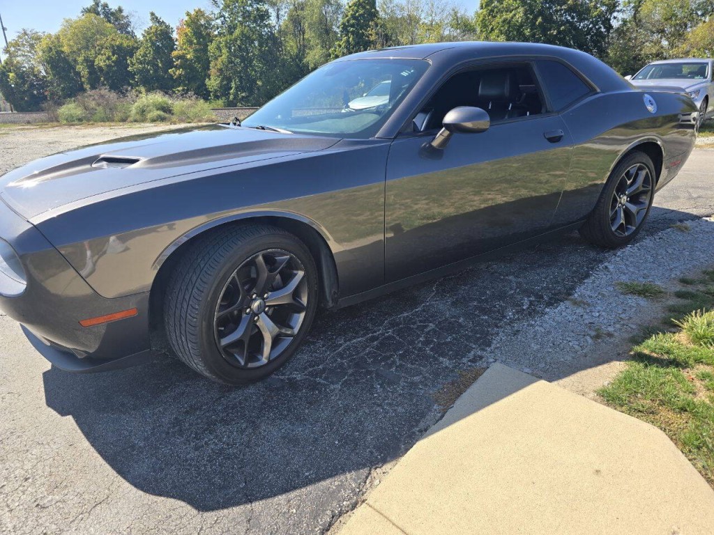 2018 Dodge Challenger Image 10