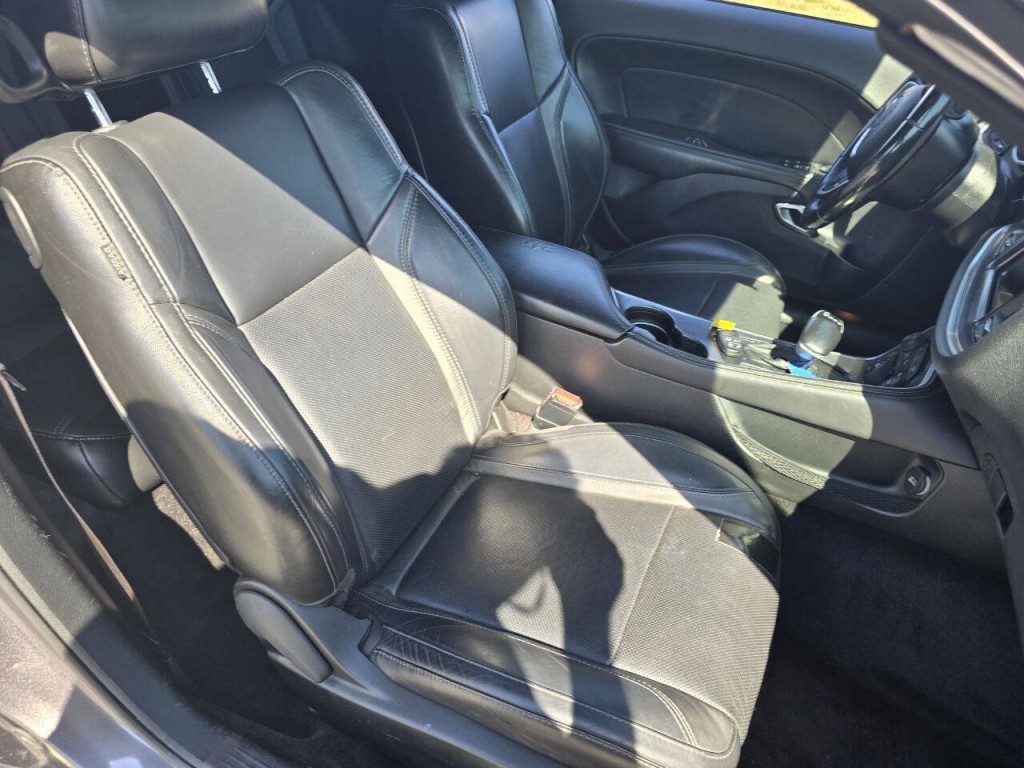 2018 Dodge Challenger Image 14