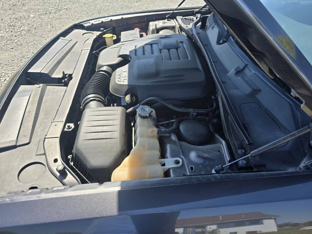 2018 Dodge Challenger Image 21