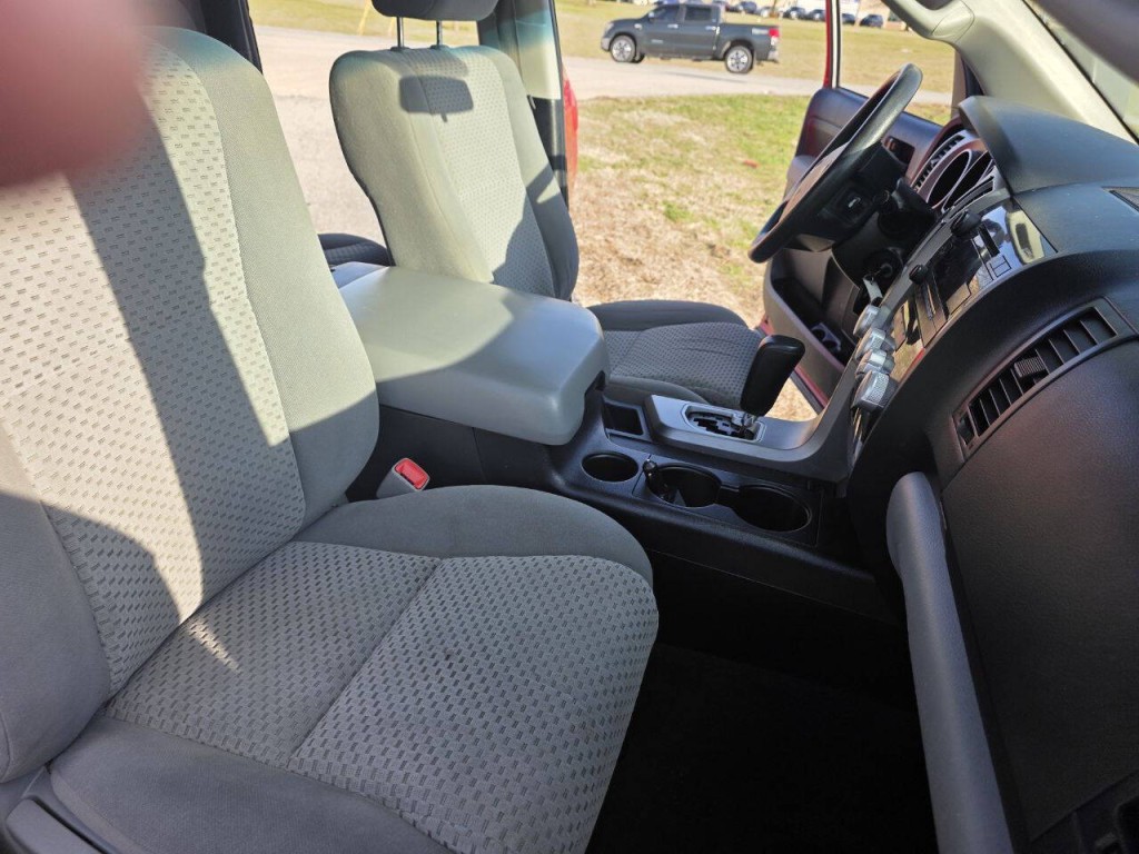 2013 Toyota Tundra Image 14