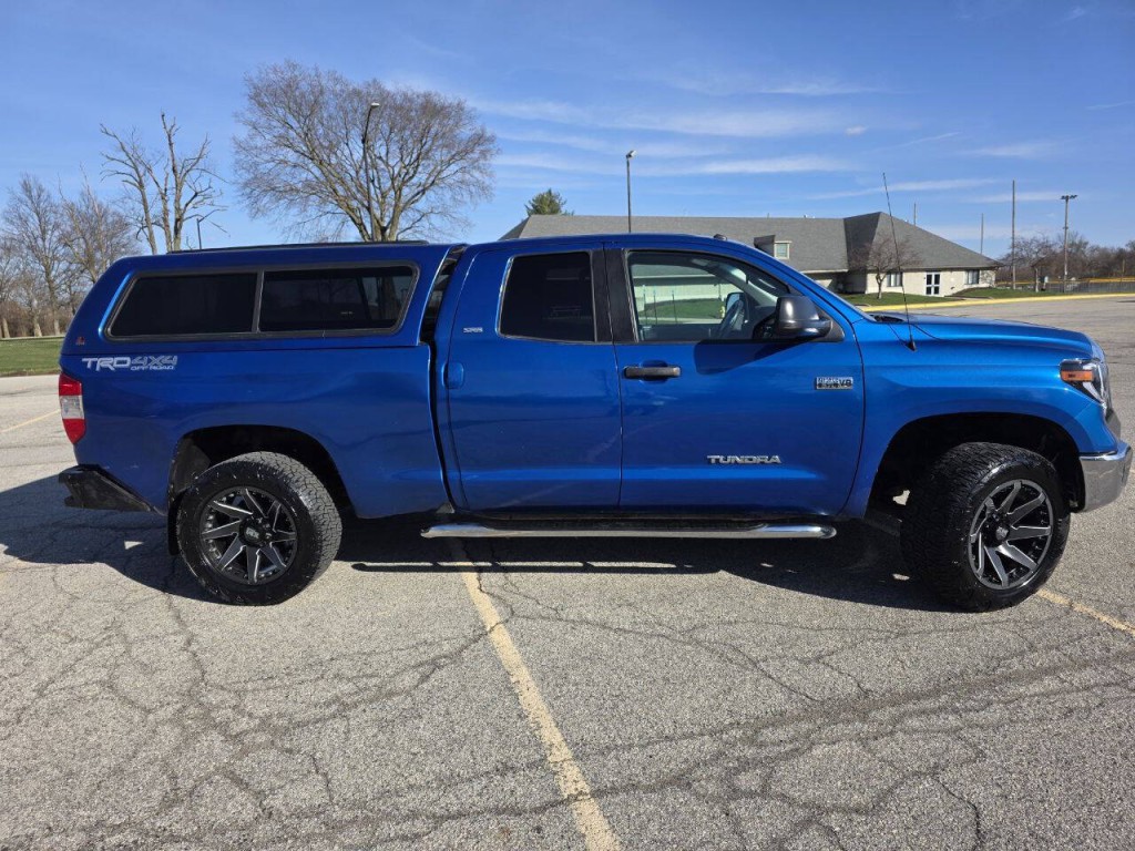 2016 Toyota Tundra Image 3