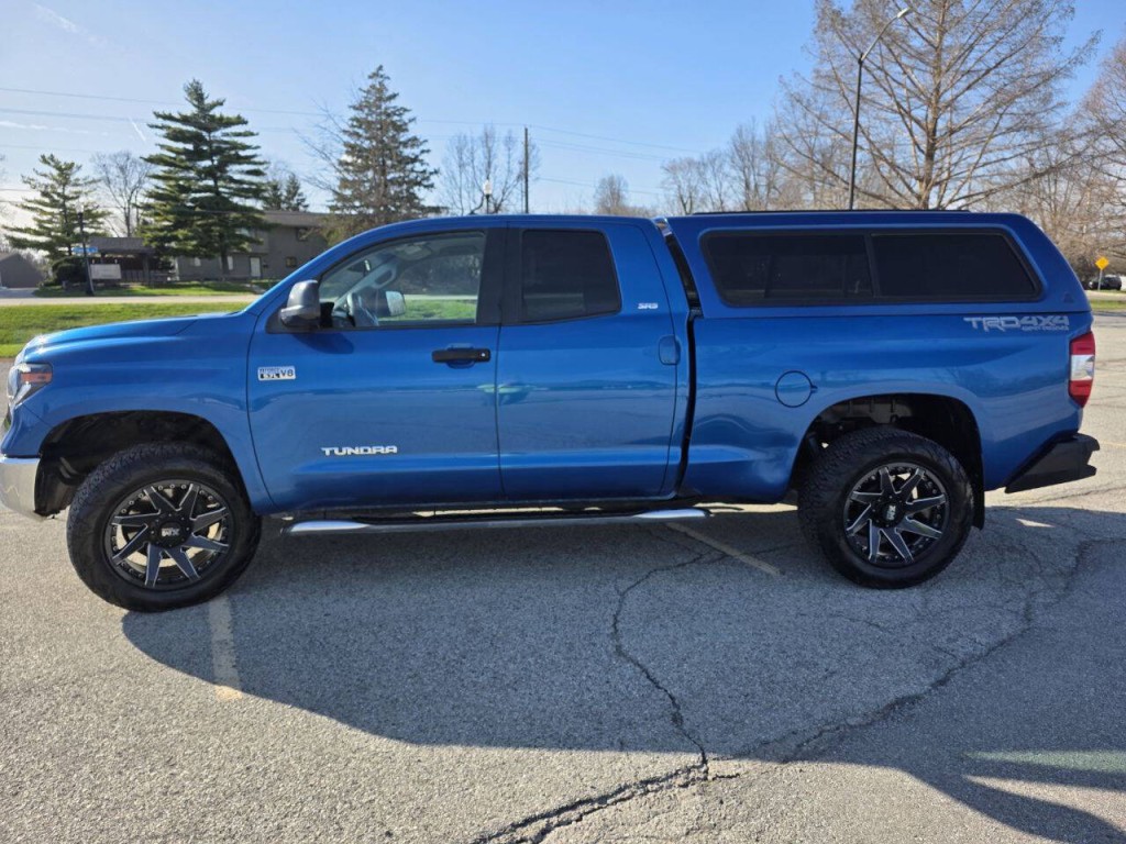 2016 Toyota Tundra Image 9