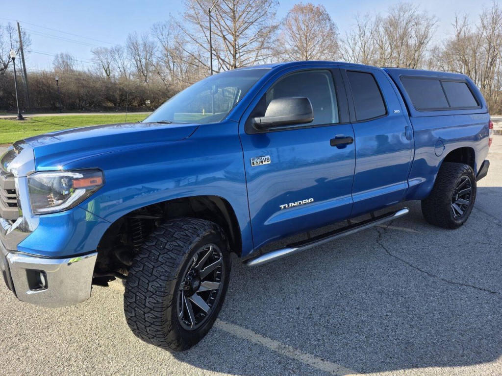 2016 Toyota Tundra Image 10